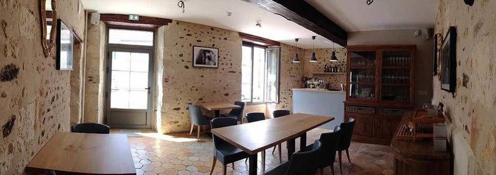 Logis - Auberge De L'Abbaye Thiron-Gardais Екстер'єр фото